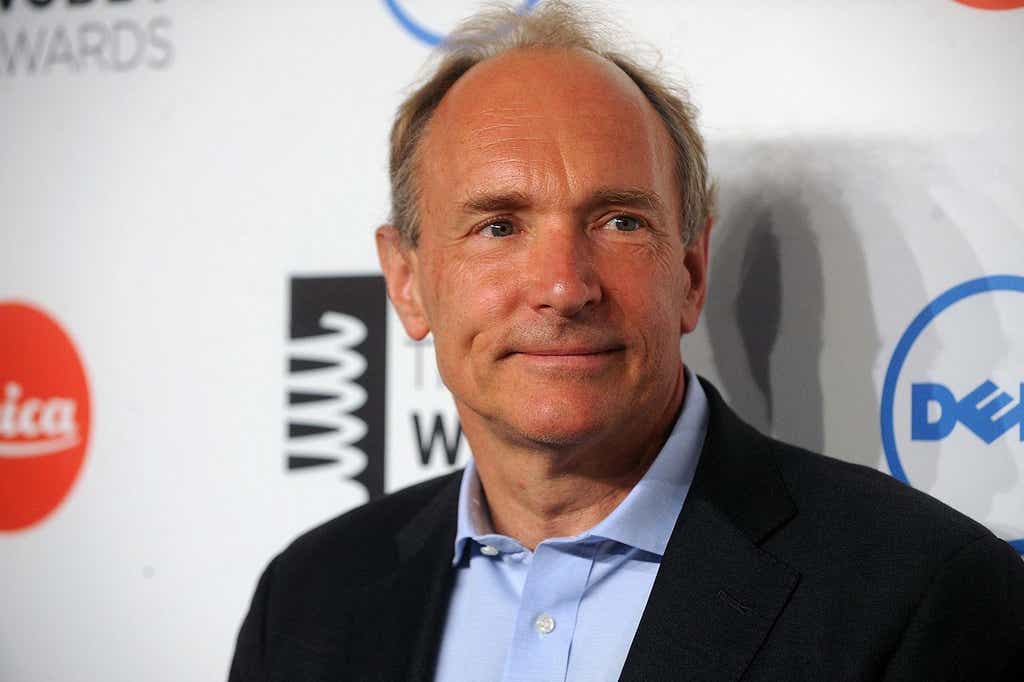Evolve giants of science: Sir Tim Berners-Lee